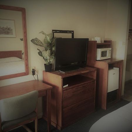 Budget Inn Riverside Esterno foto